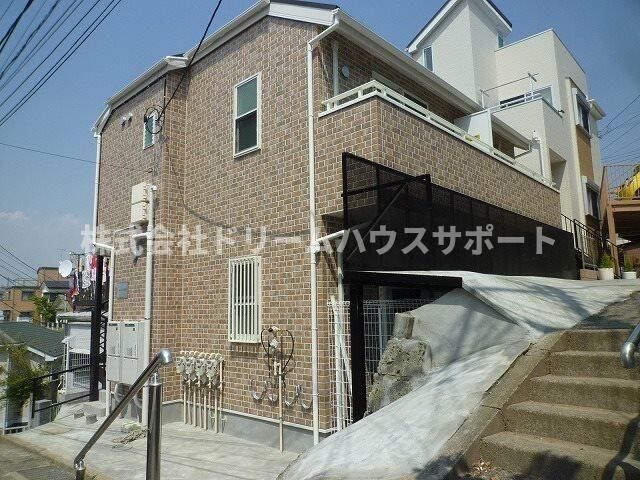 シャルム・ローゼ弘明寺の外観画像