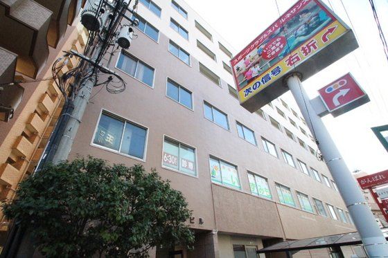 上田ビルの外観画像