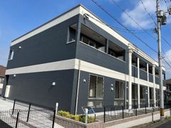 サラ・グレイスの外観画像