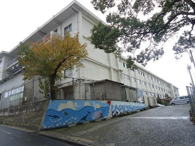 北九州市立本城中学校(2080m)