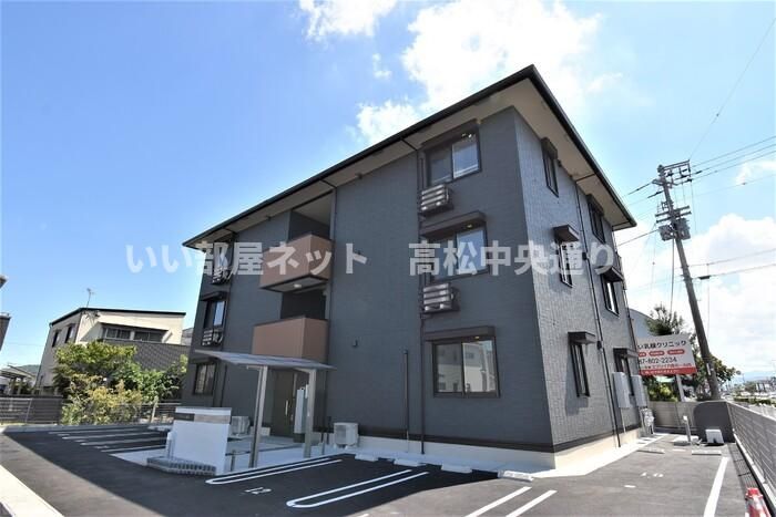リジエール春日の外観画像