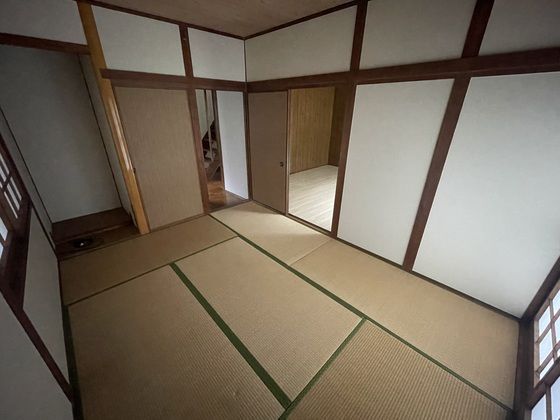 ベッドルーム