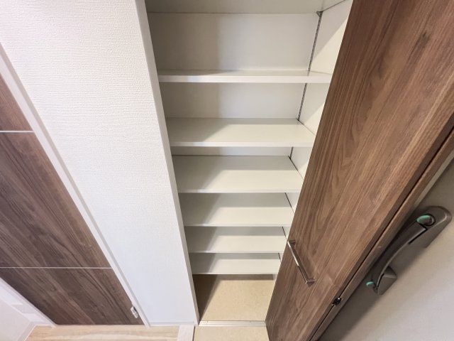 収納