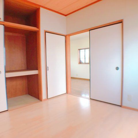 ベッドルーム