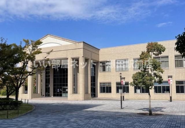 立命館大学　－　びわこ・くさつキャンパス（大学・短大）まで5600m