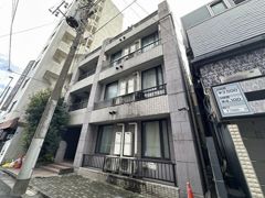 レオパレスIKEBUKUROの外観画像