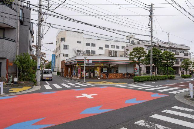 近くに施設あり