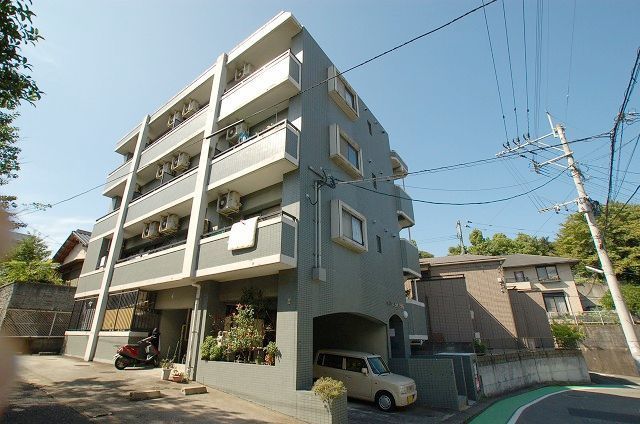 ロイヤルヒルズ笹丘の外観画像