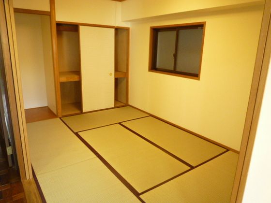 ベッドルーム