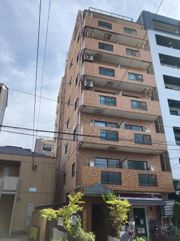 平間ロイヤルマンションの外観画像