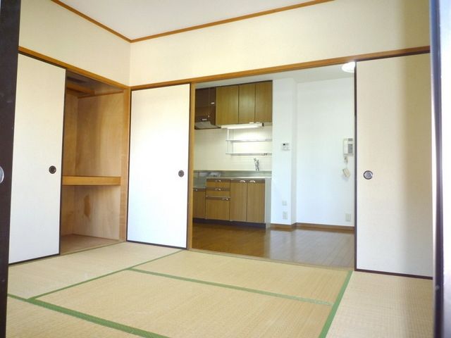 ベッドルーム
