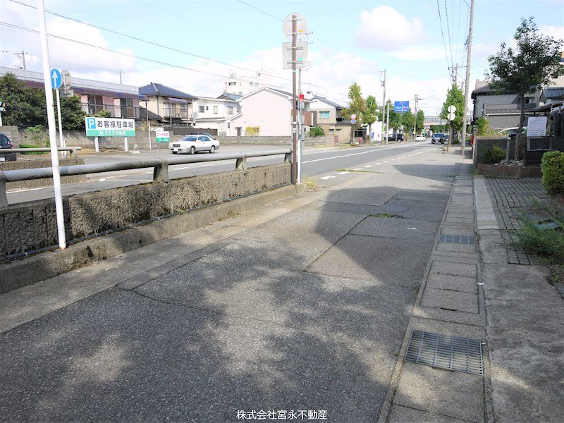 近くに施設あり