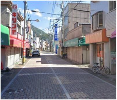 近くに施設あり