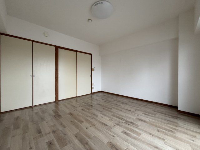 ベッドルーム