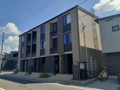 Four Mの外観画像