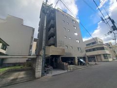 スリーエイト三番町の外観画像
