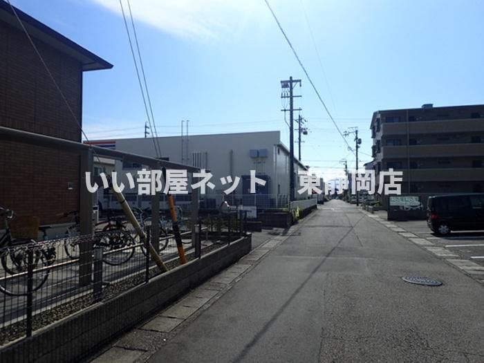 近くに施設あり