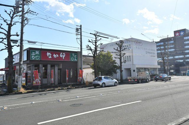 近くに施設あり