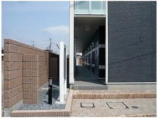 近くに施設あり