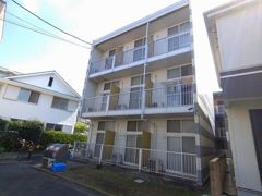 レオパレスペルア高津の外観画像