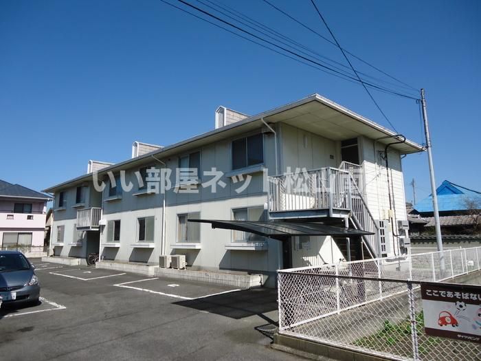 古川南ハイツ B棟の外観画像