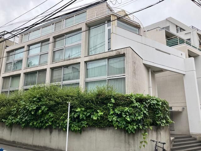 アピカ代々木上原の外観画像