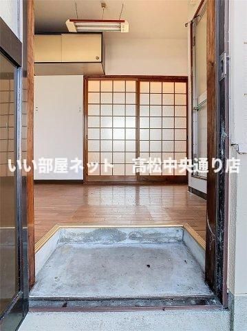 玄関