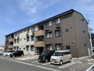 セカンドコート B棟の外観