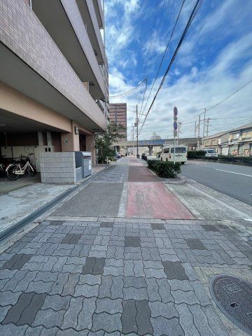 近くに施設あり