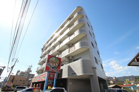 エスコート西原の外観画像