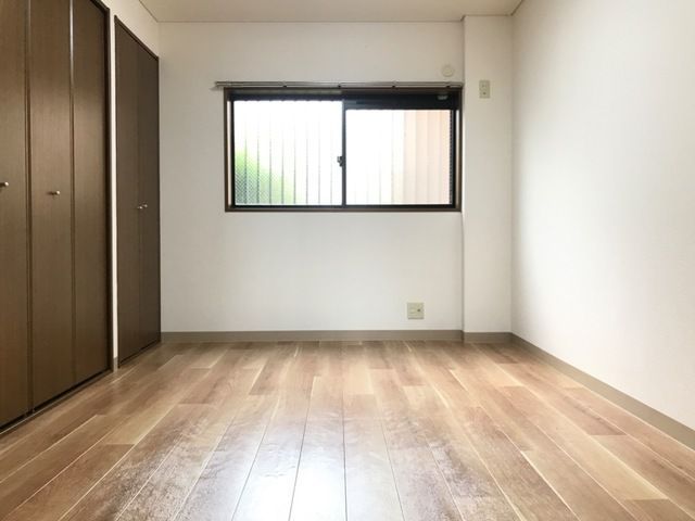 ベッドルーム