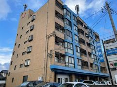 サンパーラ板垣の外観画像