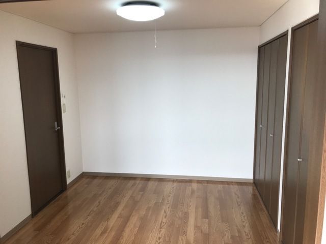 ベッドルーム