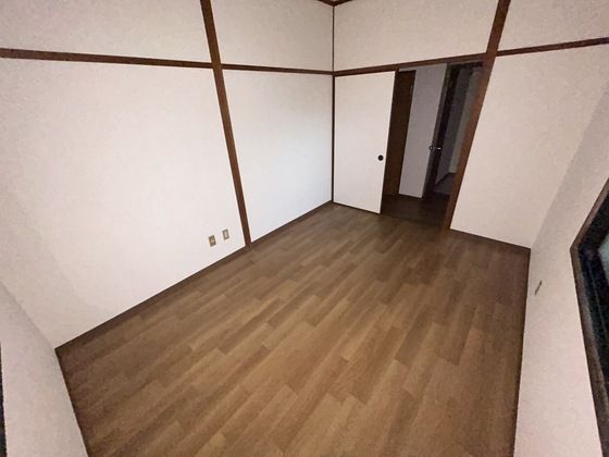 ベッドルーム