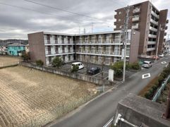 レオパレスグランパルク小柳の外観画像