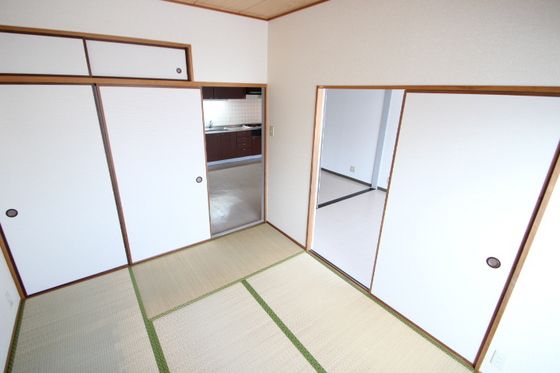 ベッドルーム