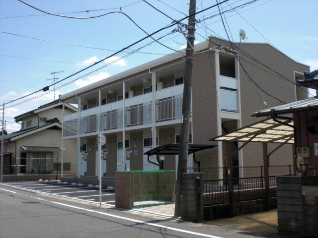 レオパレスシルトクルーテの外観画像
