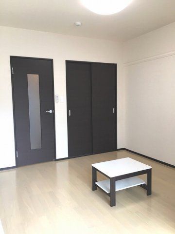 ベッドルーム