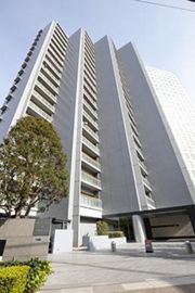 リバー&タワーの外観画像