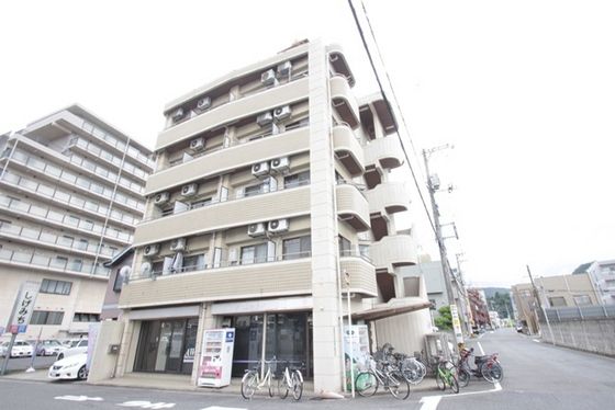 エステート小河内の外観画像