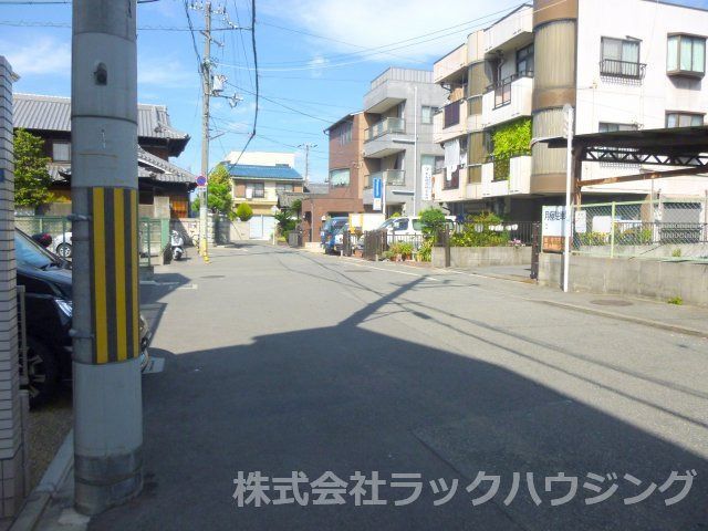 近くに施設あり