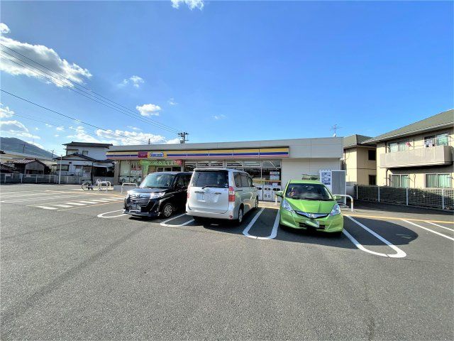 ミニストップ小倉徳吉西店(120m)
