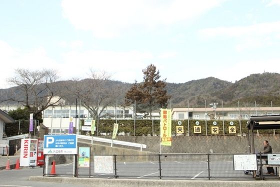 近くに施設あり