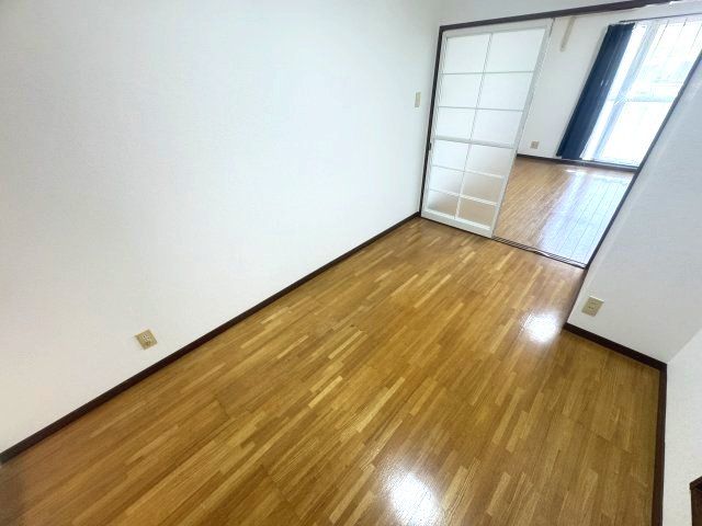 ベッドルーム