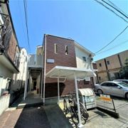 ホーリーウィスタリアの外観画像