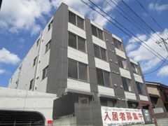 ロイヤルヒルズ成増の外観画像