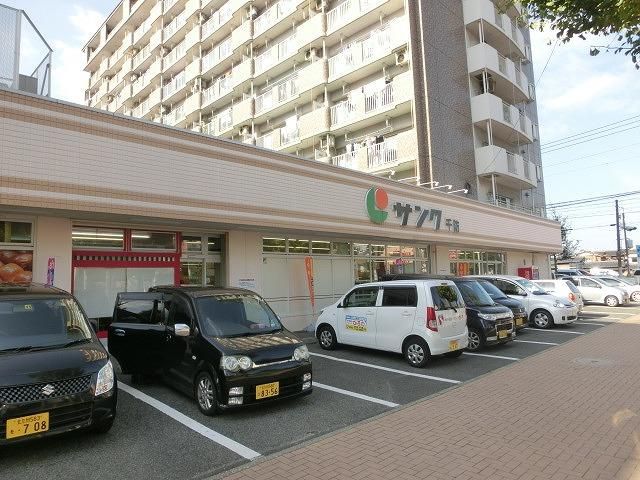 サンク千防店 (435m)