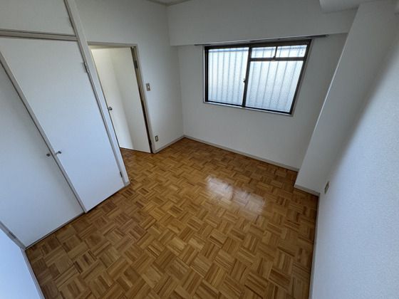 ベッドルーム