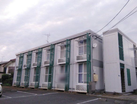 レオパレス中山の外観画像