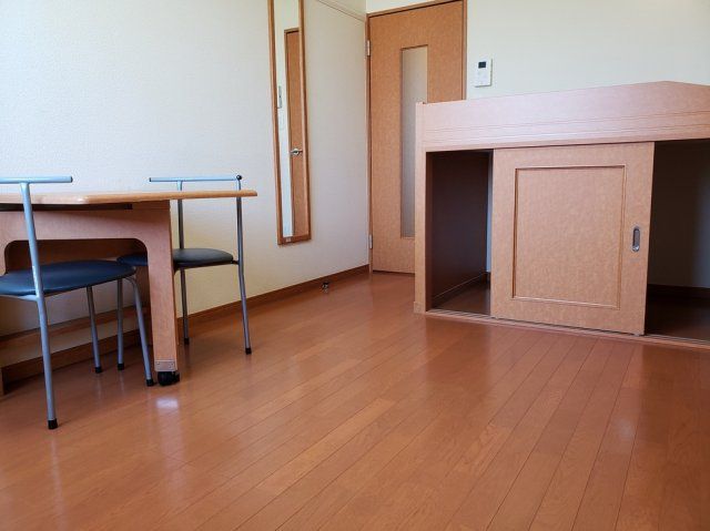 ベッドルーム